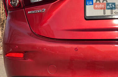 Седан Mazda 3 2014 в 