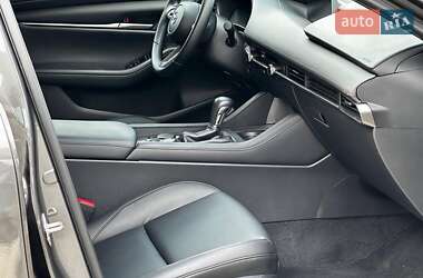 Хэтчбек Mazda 3 2023 в 