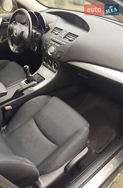 Хэтчбек Mazda 3 2009 в 