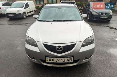 Седан Mazda 3 2004 в 