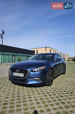 Седан Mazda 3 2016 в 