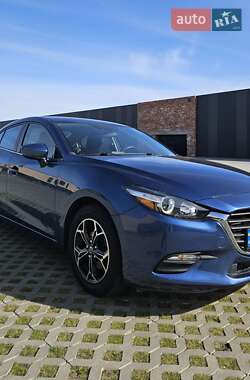 Седан Mazda 3 2016 в 