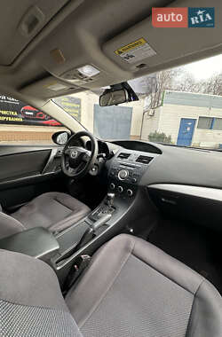 Седан Mazda 3 2012 в Киеве