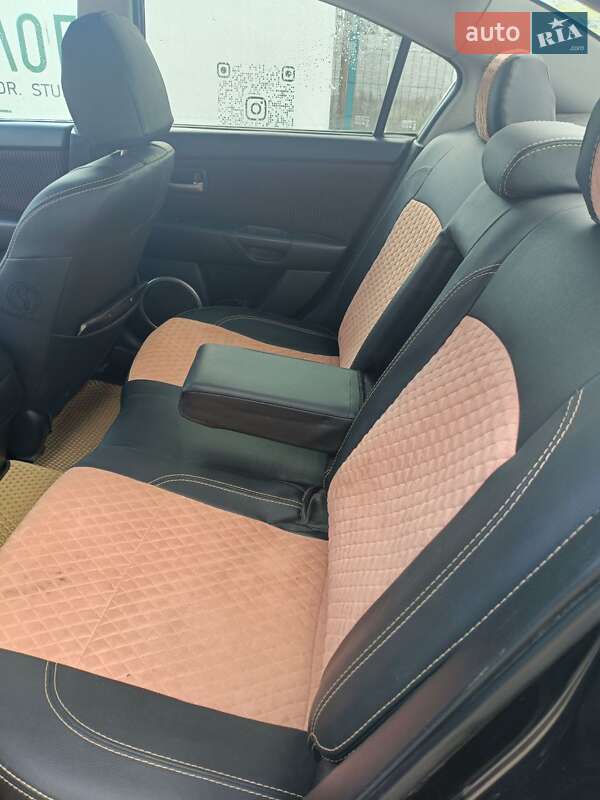 Седан Mazda 3 2006 в Николаеве