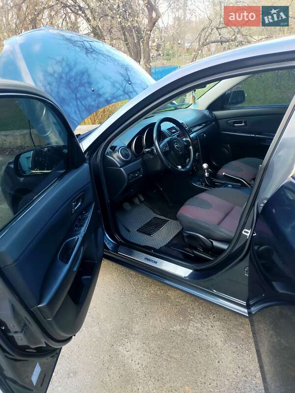 Хэтчбек Mazda 3 2006 в Киеве