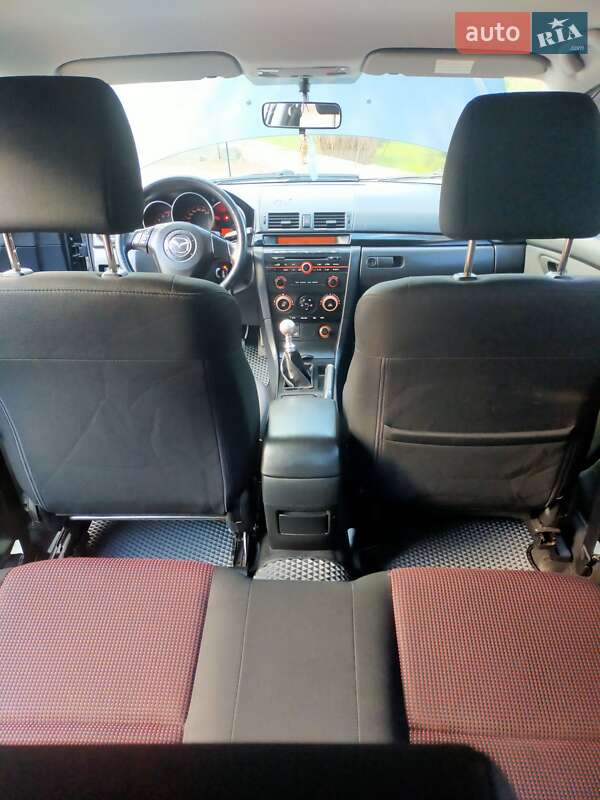 Хэтчбек Mazda 3 2006 в Киеве