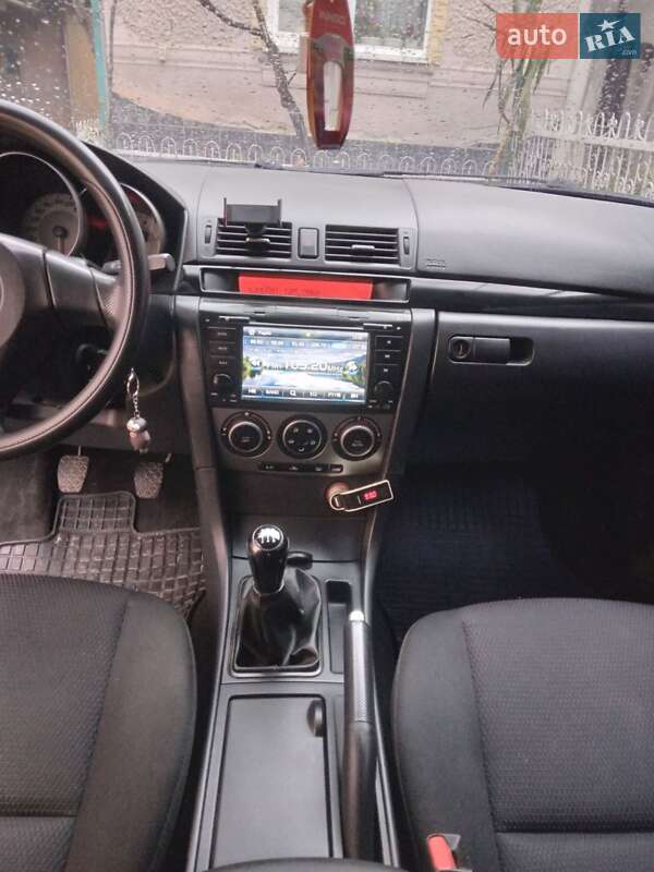 Хэтчбек Mazda 3 2007 в Мукачево