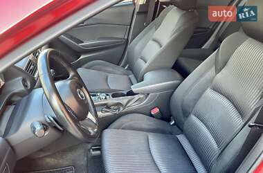 Хэтчбек Mazda 3 2013 в 
