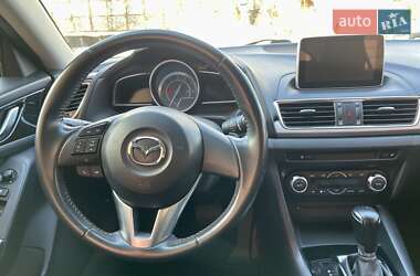 Хэтчбек Mazda 3 2013 в 