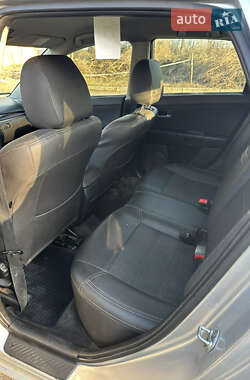 Хетчбек Mazda 3 2004 в 