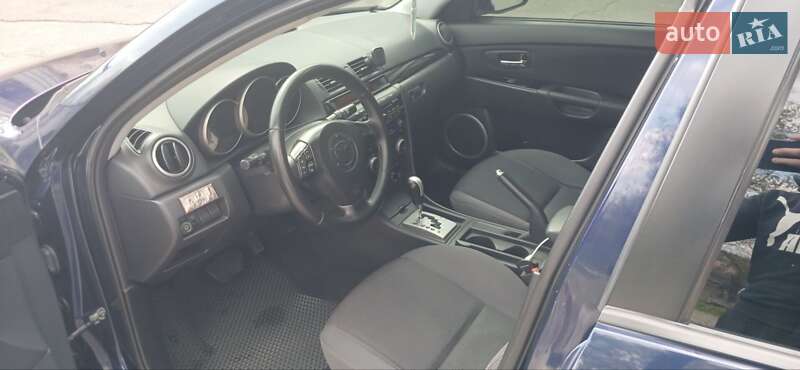 Хэтчбек Mazda 3 2008 в Днепре