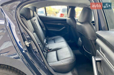 Седан Mazda 3 2021 в 
