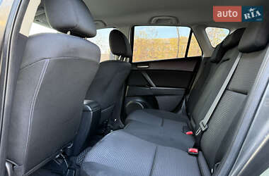 Хэтчбек Mazda 3 2012 в 