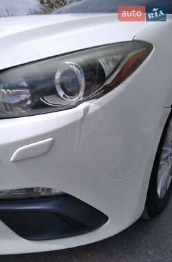 Хэтчбек Mazda 3 2014 в 