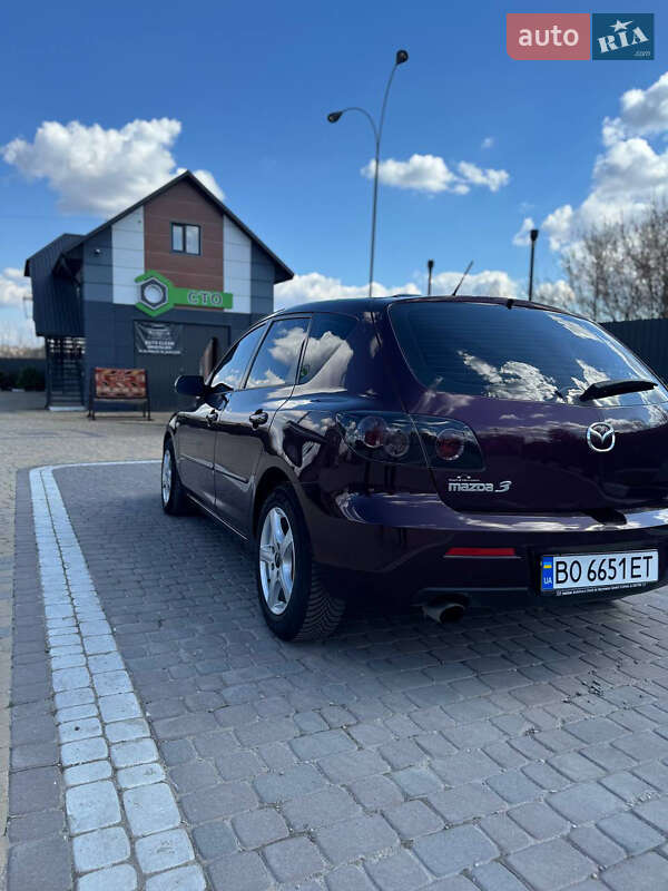 Хетчбек Mazda 3 2006 в Волочиську