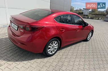 Седан Mazda 3 2016 в 