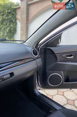 Хэтчбек Mazda 3 2006 в 