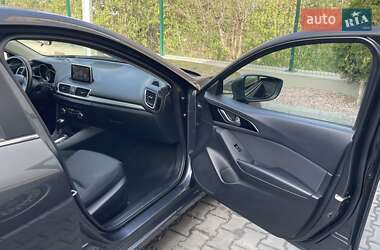 Седан Mazda 3 2014 в 