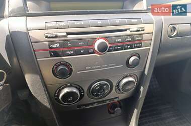 Хетчбек Mazda 3 2006 в 