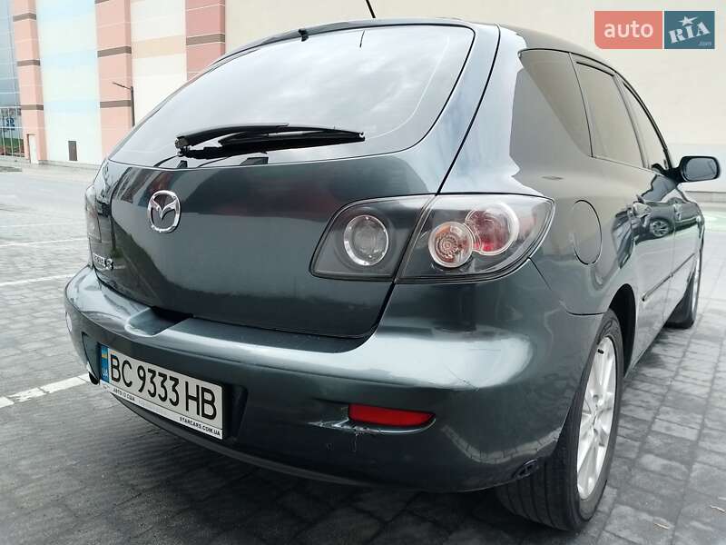 Хэтчбек Mazda 3 2008 в Львове