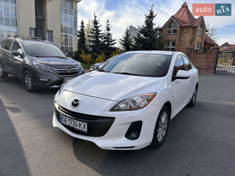 Mazda 3 2012