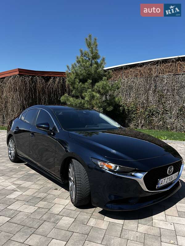 Седан Mazda 3 2019 в 