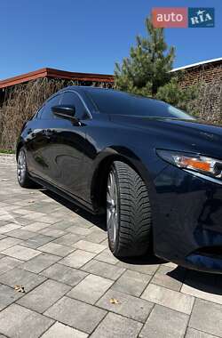 Седан Mazda 3 2019 в 