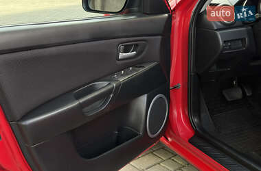 Седан Mazda 3 2006 в 