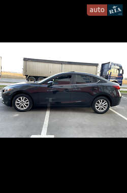 Седан Mazda 3 2016 в 