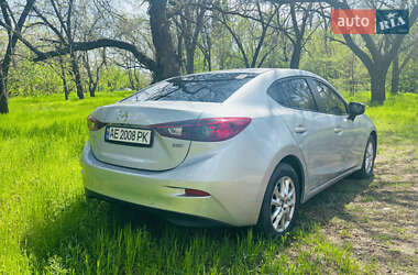 Седан Mazda 3 2017 в 