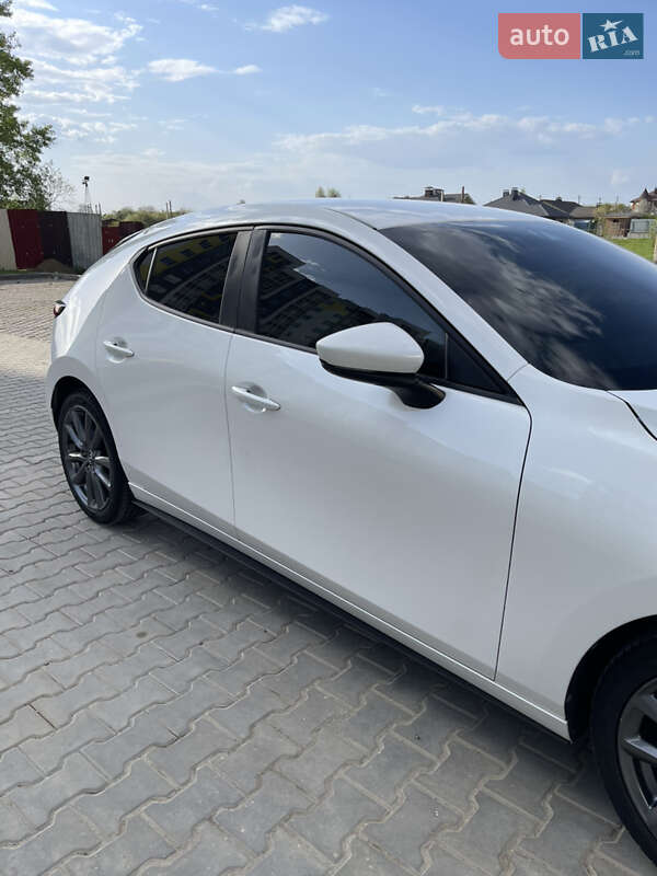Хэтчбек Mazda 3 2019 в Полтаве