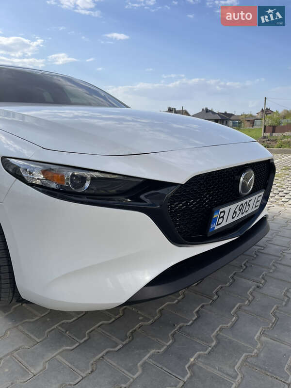 Хэтчбек Mazda 3 2019 в Полтаве