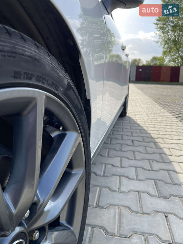 Хэтчбек Mazda 3 2019 в Полтаве