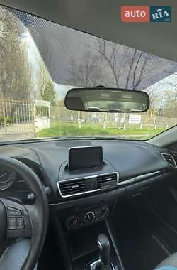 Седан Mazda 3 2014 в 