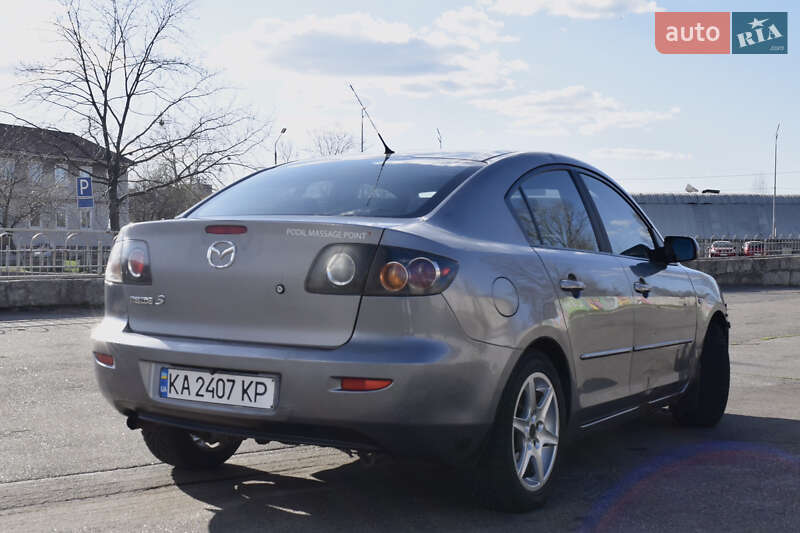 Седан Mazda 3 2006 в Киеве