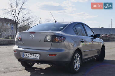 Седан Mazda 3 2006 в 
