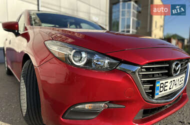 Седан Mazda 3 2017 в 