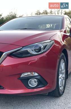Седан Mazda 3 2014 в 
