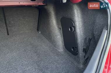 Седан Mazda 3 2014 в 