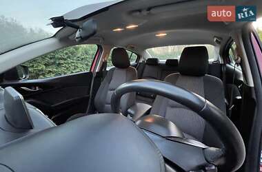 Седан Mazda 3 2014 в 