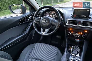 Седан Mazda 3 2014 в 