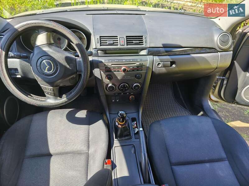 Седан Mazda 3 2006 в Одессе