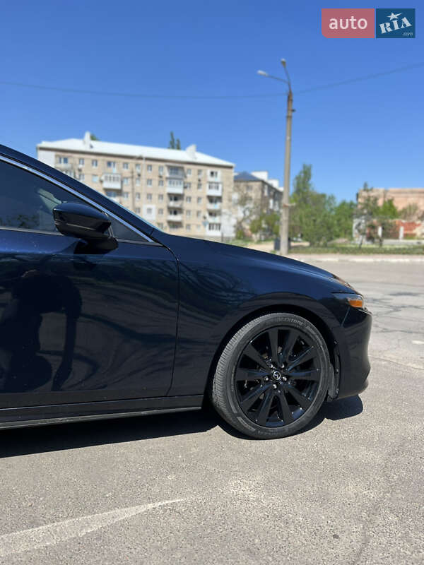 Седан Mazda 3 2020 в Миколаєві