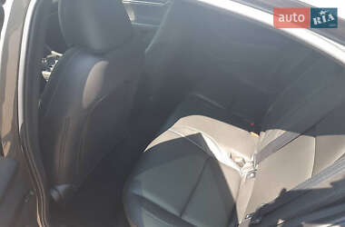 Седан Mazda 3 2019 в Киеве
