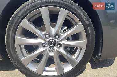 Седан Mazda 3 2019 в Киеве