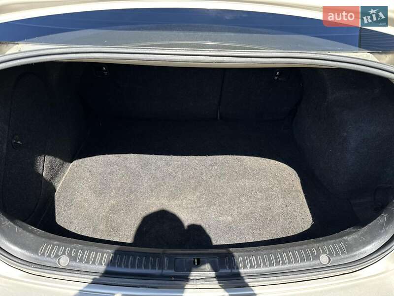 Седан Mazda 3 2006 в Прилуках