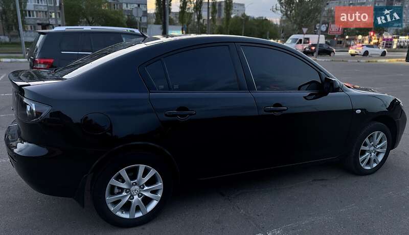 Седан Mazda 3 2007 в Николаеве