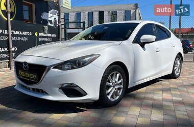 Седан Mazda 3 2016 в 