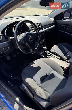 Хэтчбек Mazda 3 2005 в 