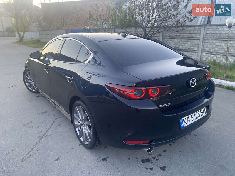Седан Mazda 3 2019 в Василькові